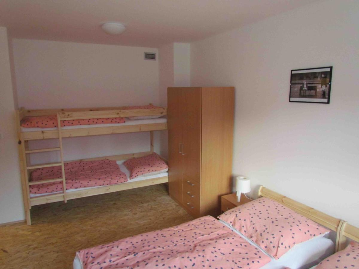 Dopravna Alzbetin Aparthotel Železná Ruda Kültér fotó