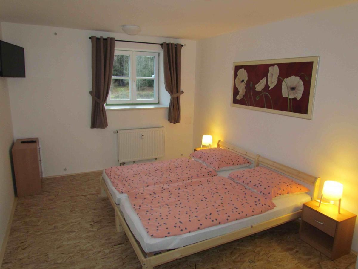 Dopravna Alzbetin Aparthotel Železná Ruda Kültér fotó